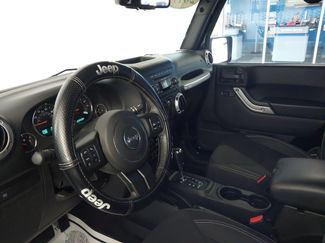 Used 2017 Jeep Wrangler Rubicon w/ Power Convenience Group AWD/4WD video 2