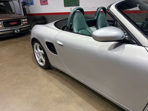 Used 2001 Porsche Boxster S RWD image 82