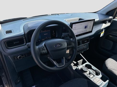 New 2025 Ford Maverick XL image 6