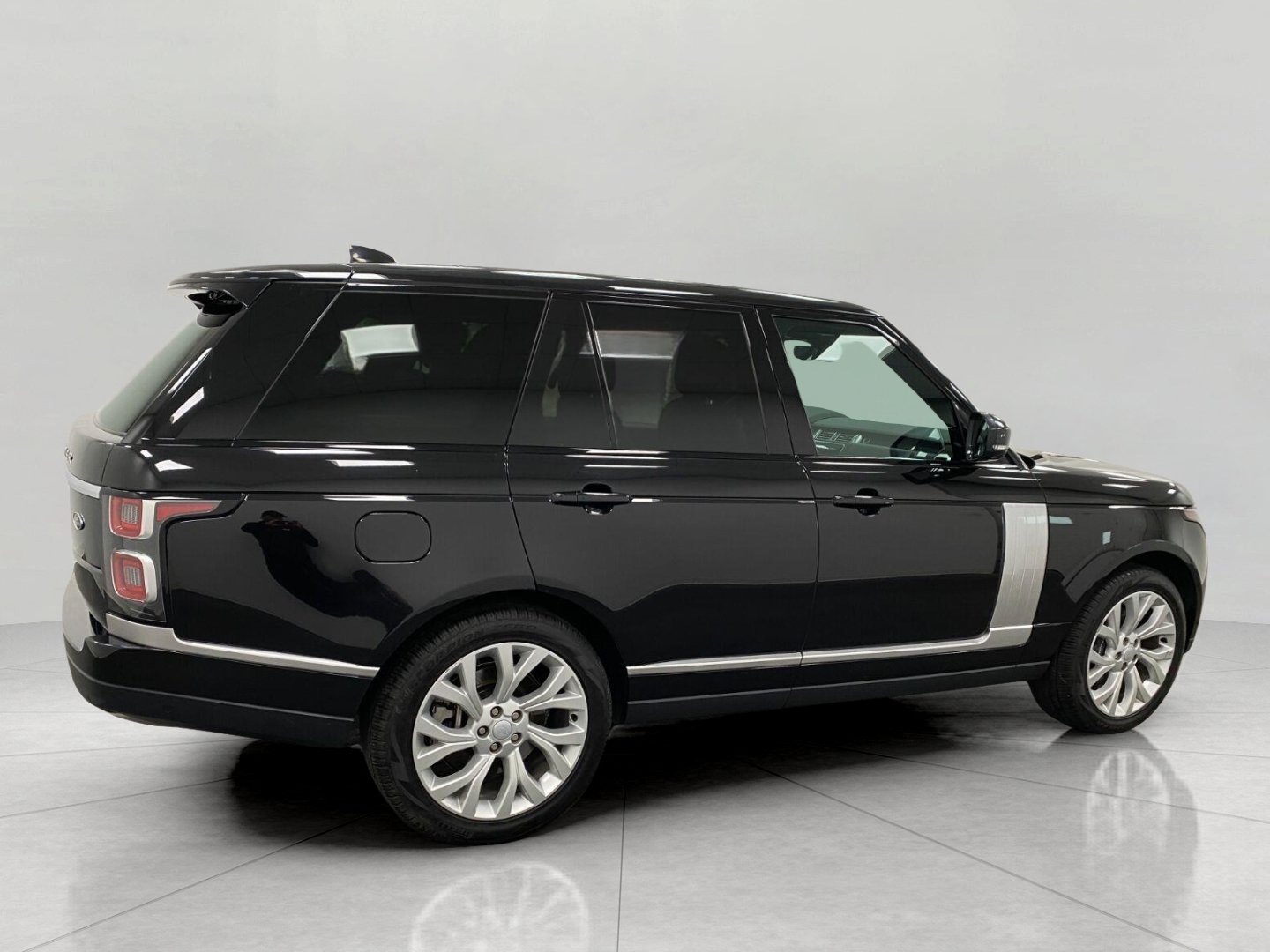 Used 2021 Land Rover Range Rover Westminster Edition AWD/4WD image 2