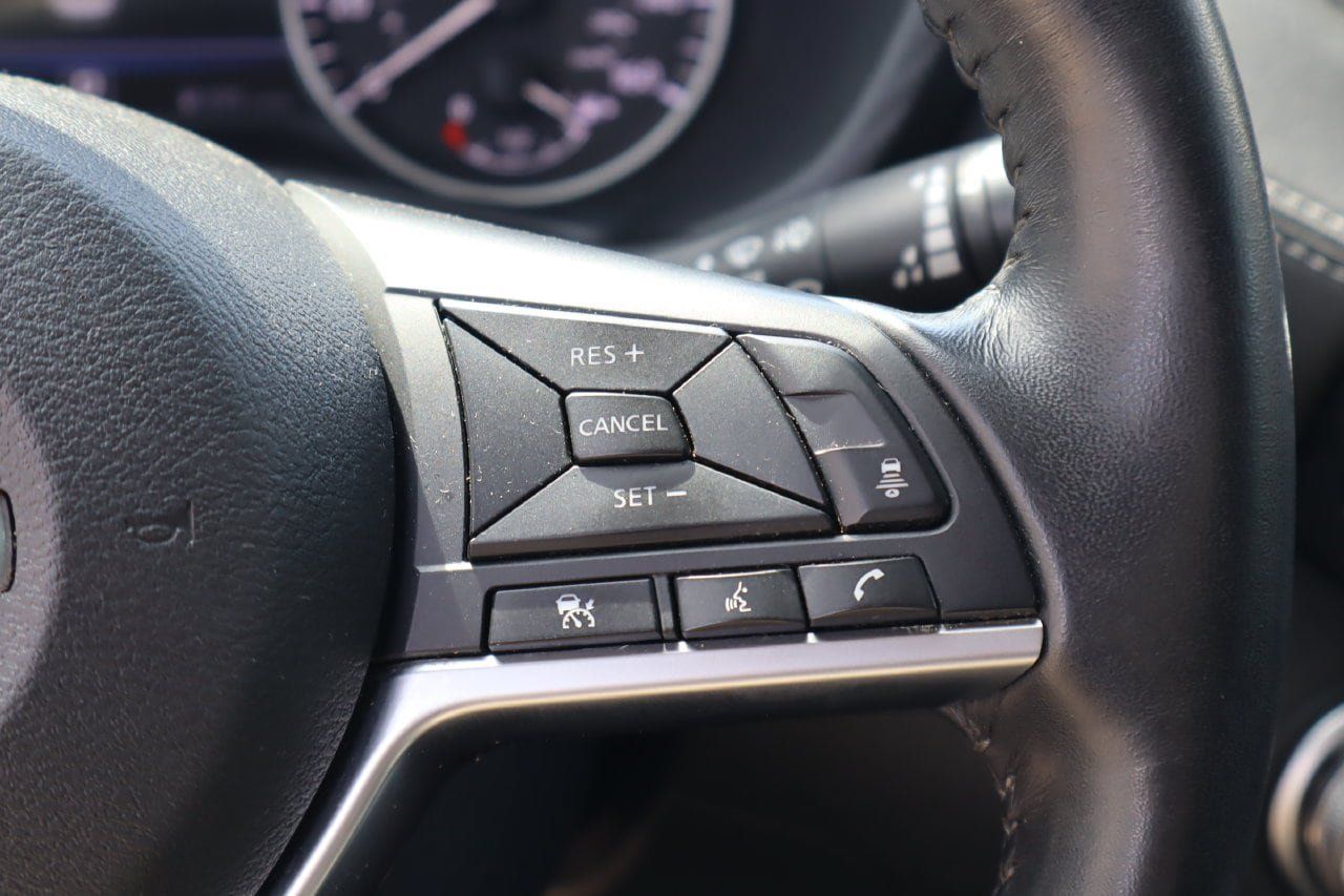 Used 2021 Nissan Sentra SV FWD image 13