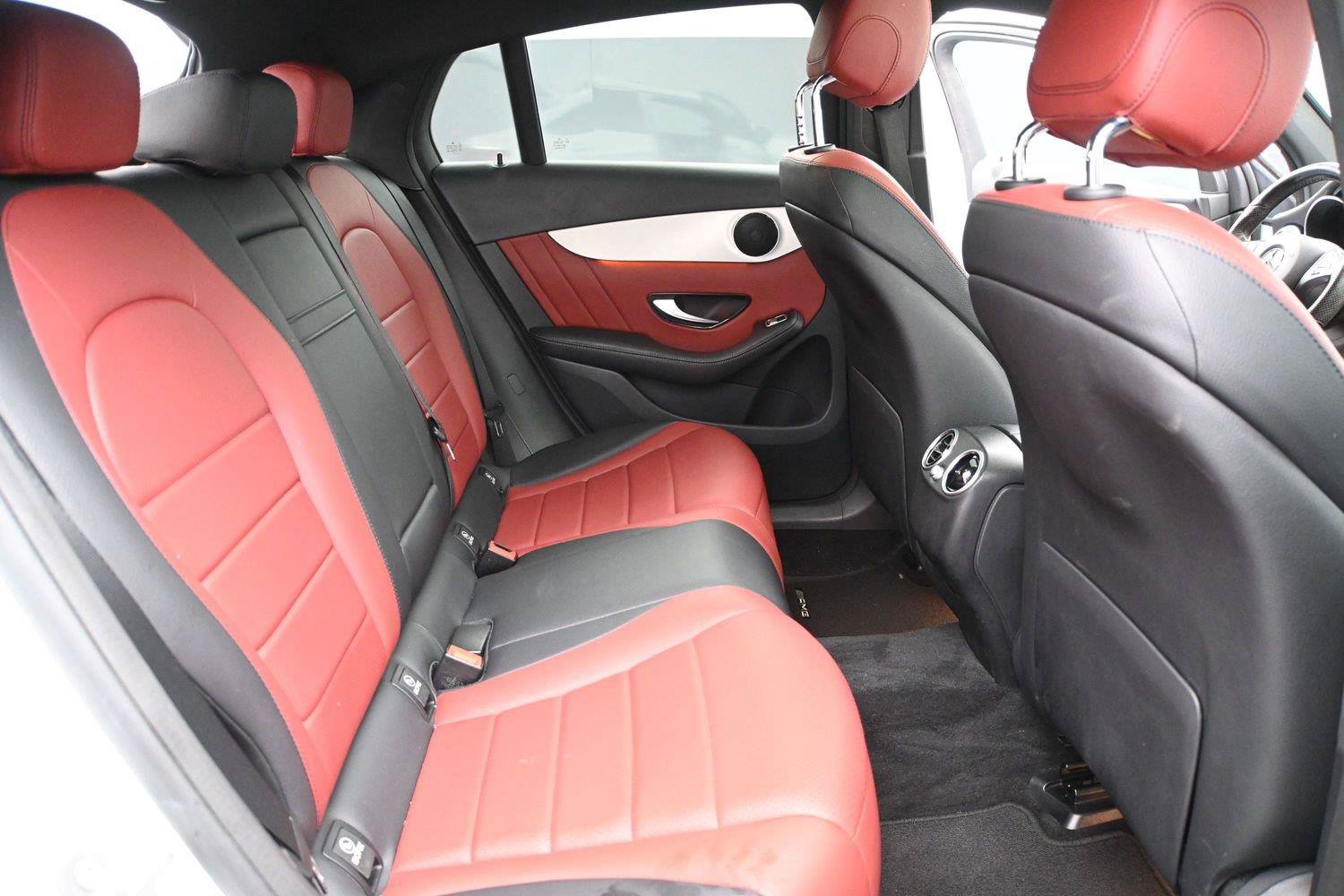 Used 2019 Mercedes-Benz GLC 300 4MATIC Coupe image 18