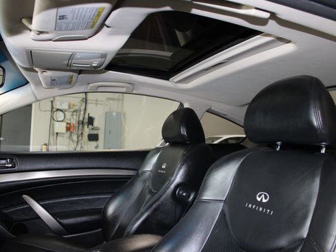 Used 2011 INFINITI G37 Journey w/ Premium Pkg RWD image 25
