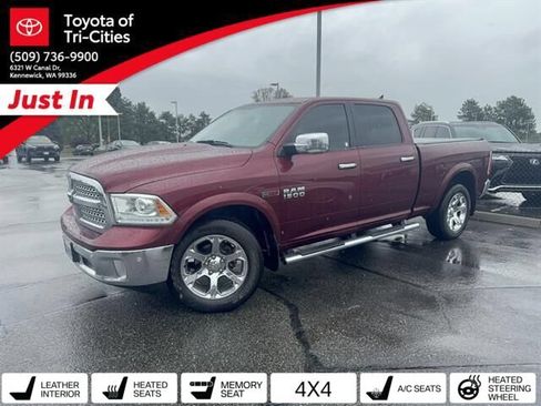 Used 2017 RAM 1500 Laramie w/ Convenience Group AWD/4WD image 32