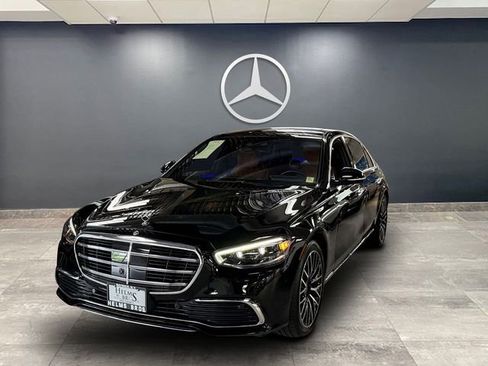 Certified 2023 Mercedes-Benz S 580 4MATIC Sedan image 3