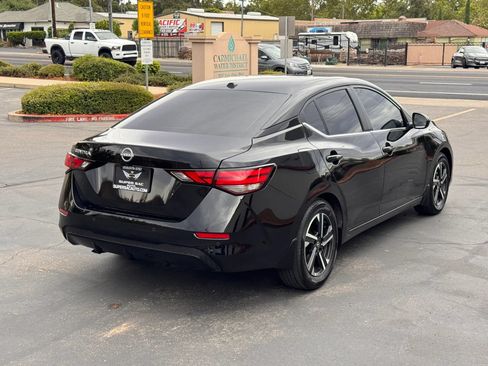 Used 2025 Nissan Sentra SV FWD image 6