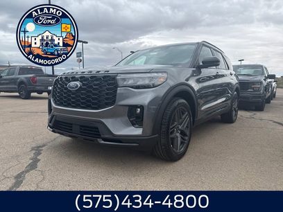 New 2025 Ford Explorer ST-Line w/ Premium Package