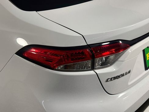 Used 2022 Toyota Corolla L FWD image 35
