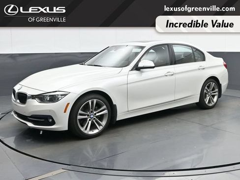 Used 2017 BMW 330i Sedan RWD image 4