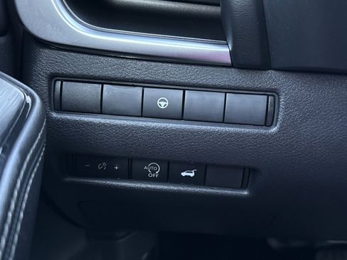 Used 2023 Nissan Rogue SV w/ SV Premium B Package AWD/4WD image 21