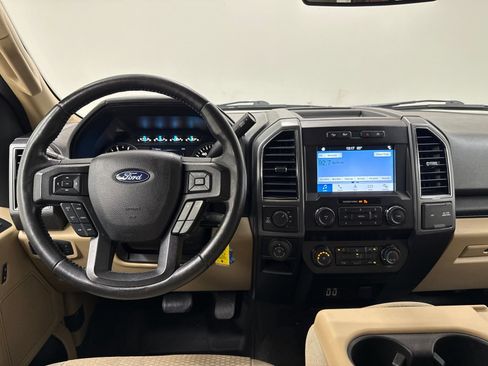 Used 2019 Ford F150 XLT w/ Equipment Group 302A Luxury AWD/4WD image 22