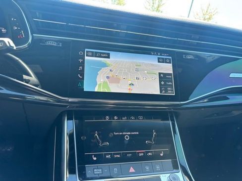 Used 2020 Audi Q7 3.0T Premium Plus w/ Premium Plus Package AWD/4WD image 11