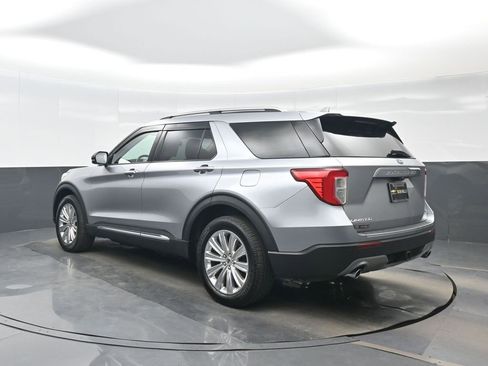 Used 2020 Ford Explorer Limited w/ Class III Trailer Tow Package AWD/4WD image 4