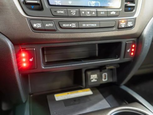 Used 2023 Honda Passport TrailSport image 34