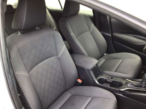 Used 2024 Toyota Corolla LE FWD image 25