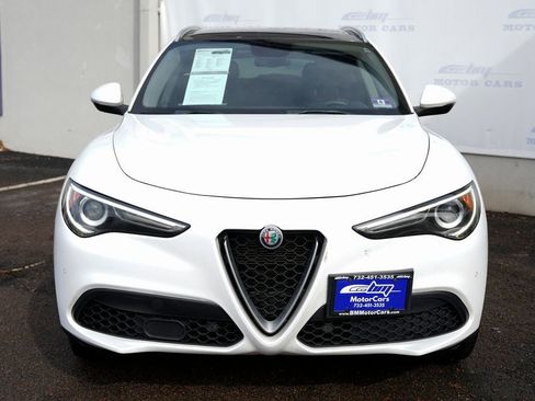 Used 2019 Alfa Romeo Stelvio Ti image 5