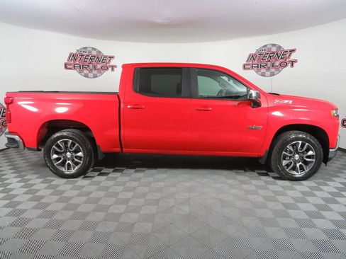 Used 2022 Chevrolet Silverado 1500 LT w/ Texas Edition Plus AWD/4WD image 8
