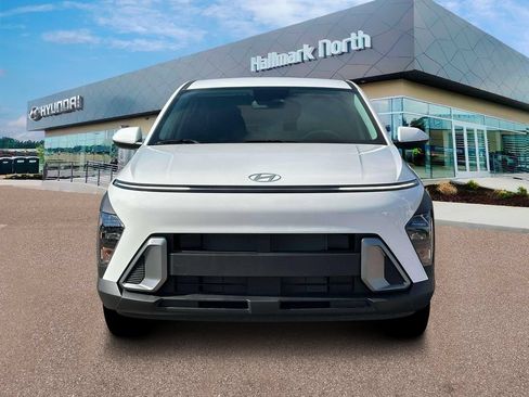 New 2026 Hyundai Kona SE FWD image 12