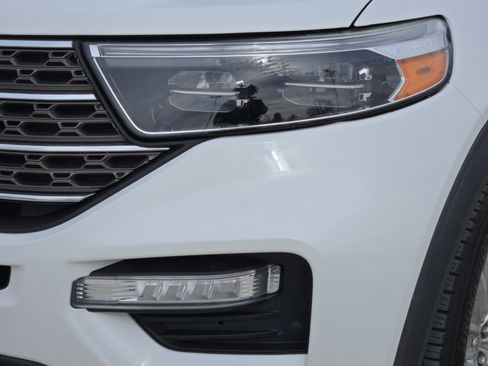 Used 2021 Ford Explorer King Ranch w/ Premium Technology Package image 10