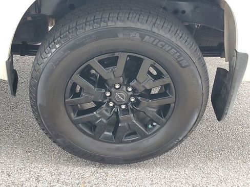 Certified 2026 Nissan Frontier SV w/ All-Weather Content Package AWD/4WD image 33