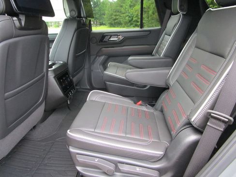 New 2026 GMC Yukon AT4 Ultimate AWD/4WD image 21