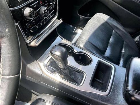 Used 2019 Jeep Grand Cherokee Limited RWD image 15