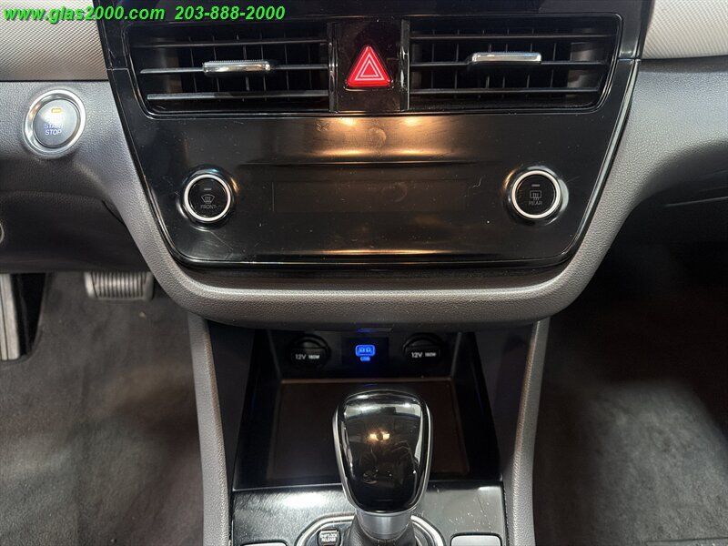 Used 2020 Hyundai Ioniq Blue FWD image 27