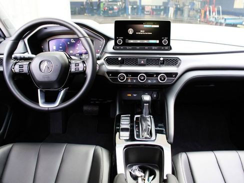 Used 2025 Acura Integra image 14