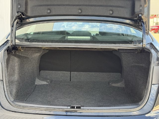 Used 2025 Toyota Corolla LE FWD image 30