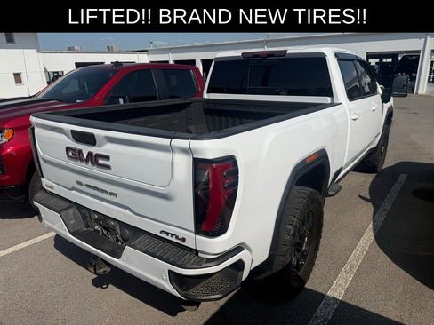 Used 2024 GMC Sierra 2500 AT4 w/ Technology Package AWD/4WD image 3