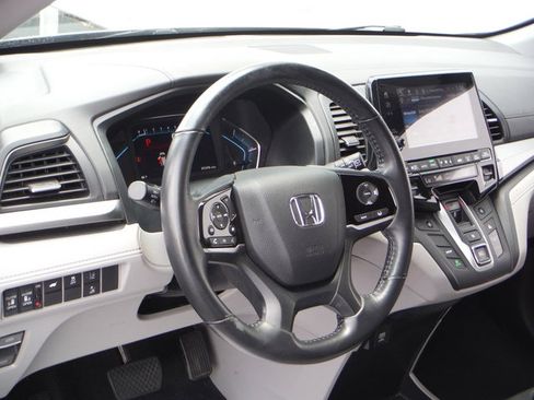 Used 2019 Honda Odyssey EX-L image 16