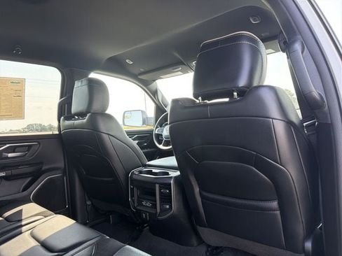 Used 2024 RAM 1500 Laramie RWD image 18
