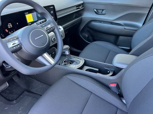 New 2026 Hyundai Kona SE image 10