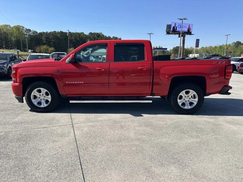 Used 2018 Chevrolet Silverado 1500 LT w/ All Star Edition AWD/4WD image 4