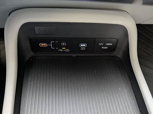 Certified 2024 Hyundai Kona SEL FWD image 32