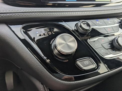 New 2026 Chrysler Pacifica Limited image 32