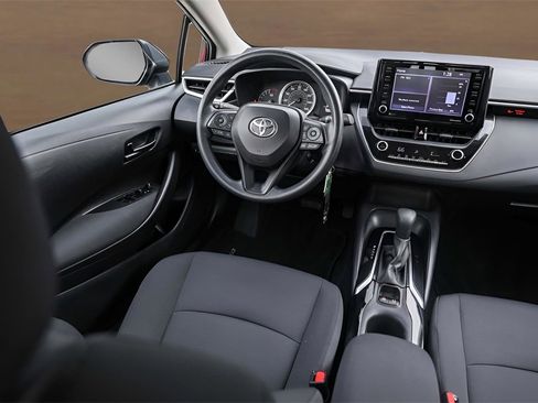 Used 2022 Toyota Corolla LE image 45