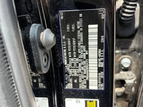 Certified 2022 Toyota Corolla Cross L FWD image 14