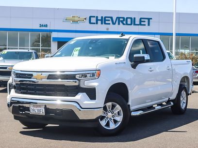 New 2025 Chevrolet Silverado 1500 LT