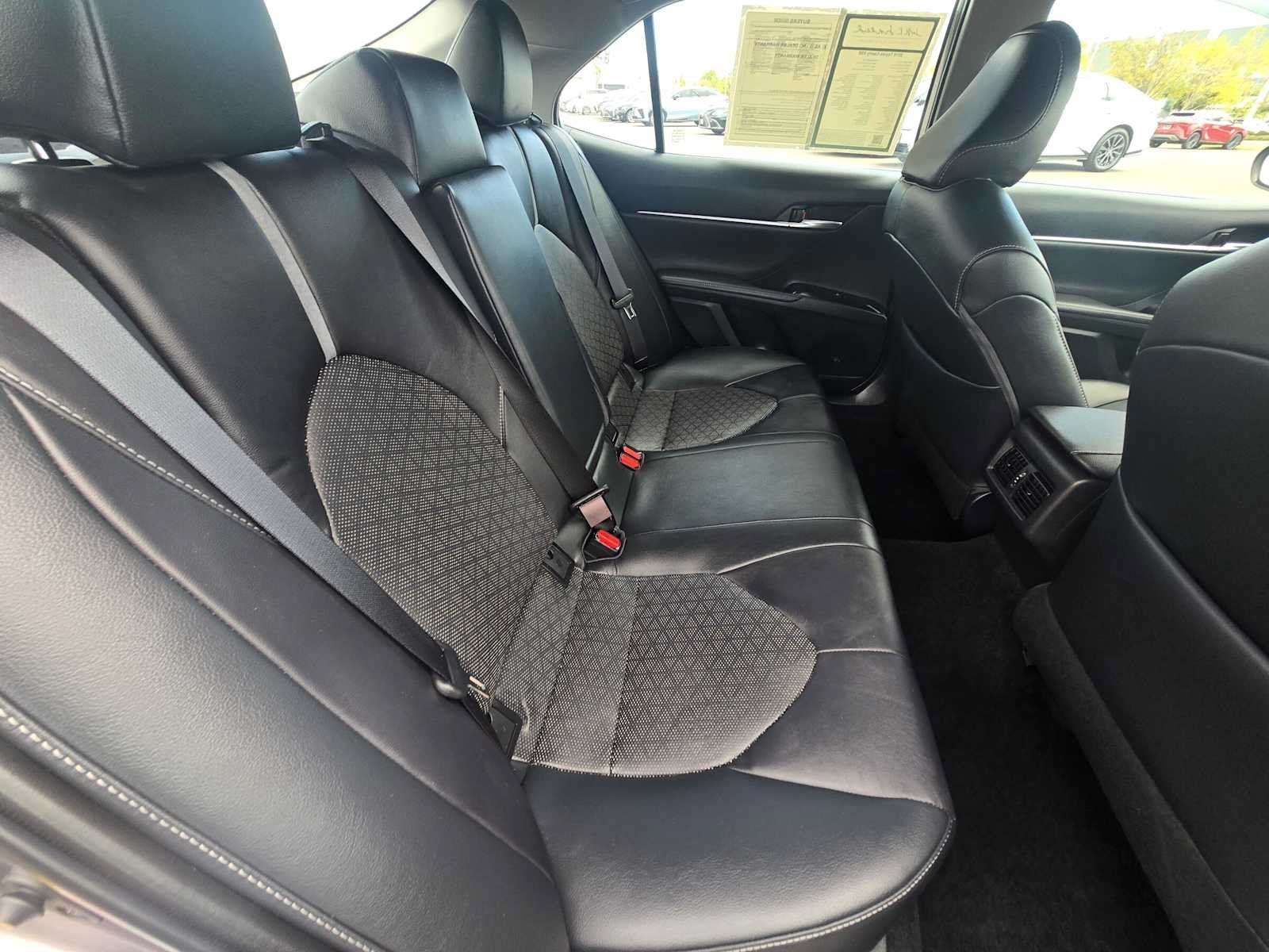 Used 2019 Toyota Camry XSE FWD image 12