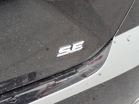 Used 2025 Toyota Camry SE w/ Multimedia Upgrade Package image 9