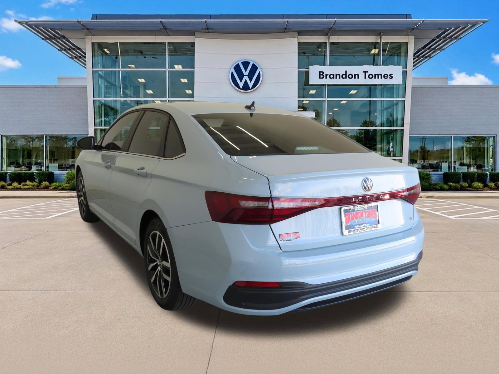 Used 2026 Volkswagen Jetta SE FWD image 6