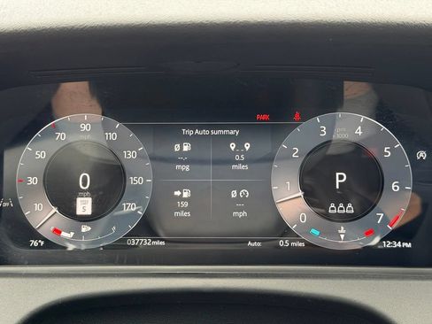 Used 2025 Land Rover Range Rover Velar Dynamic SE AWD/4WD image 11