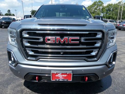 Used 2020 GMC Sierra 1500 AT4 w/ Off-Road Performance Package AWD/4WD image 9