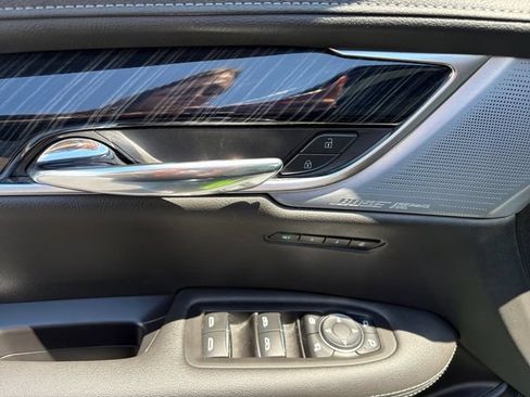 Certified 2024 Cadillac XT6 Premium Luxury w/ Technology Package AWD/4WD image 20