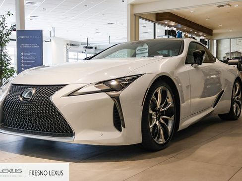 Used 2018 Lexus LC 500 Coupe w/ Sport Package image 3