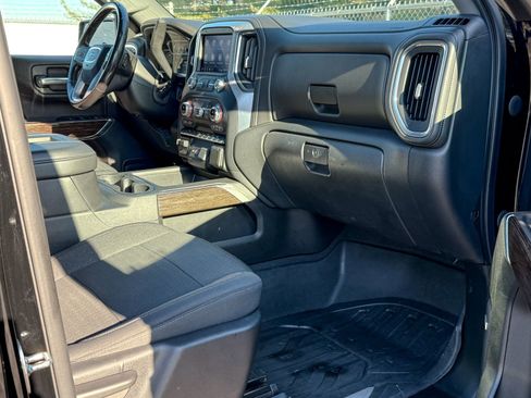 Used 2020 GMC Sierra 1500 Elevation w/ Elevation Value Package image 10