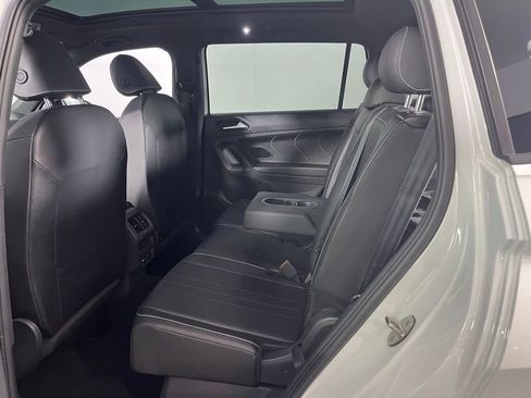 Used 2023 Volkswagen Tiguan SE R-Line image 29