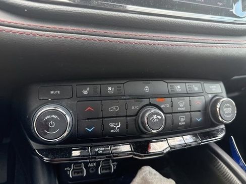 Used 2023 Dodge Durango R/T AWD/4WD image 22