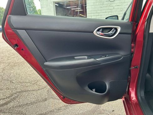 Used 2016 Nissan Sentra SR FWD image 37